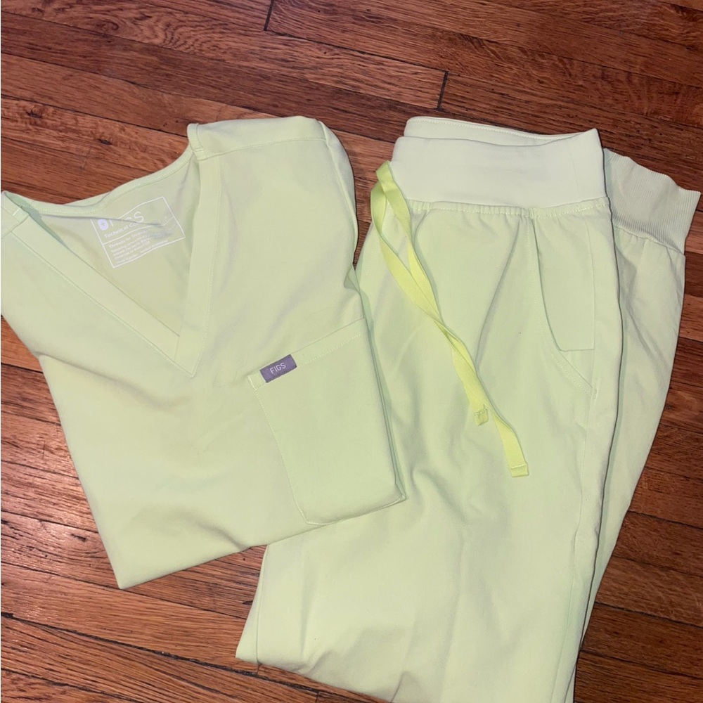 Figs Neon Green Scrub Set